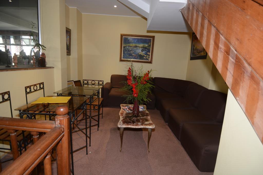 Aina Hotel Ανταναναρίβο Εξωτερικό φωτογραφία