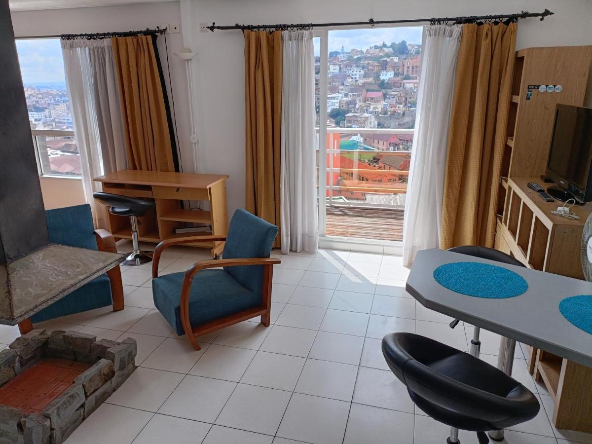 Aina Hotel Ανταναναρίβο Εξωτερικό φωτογραφία