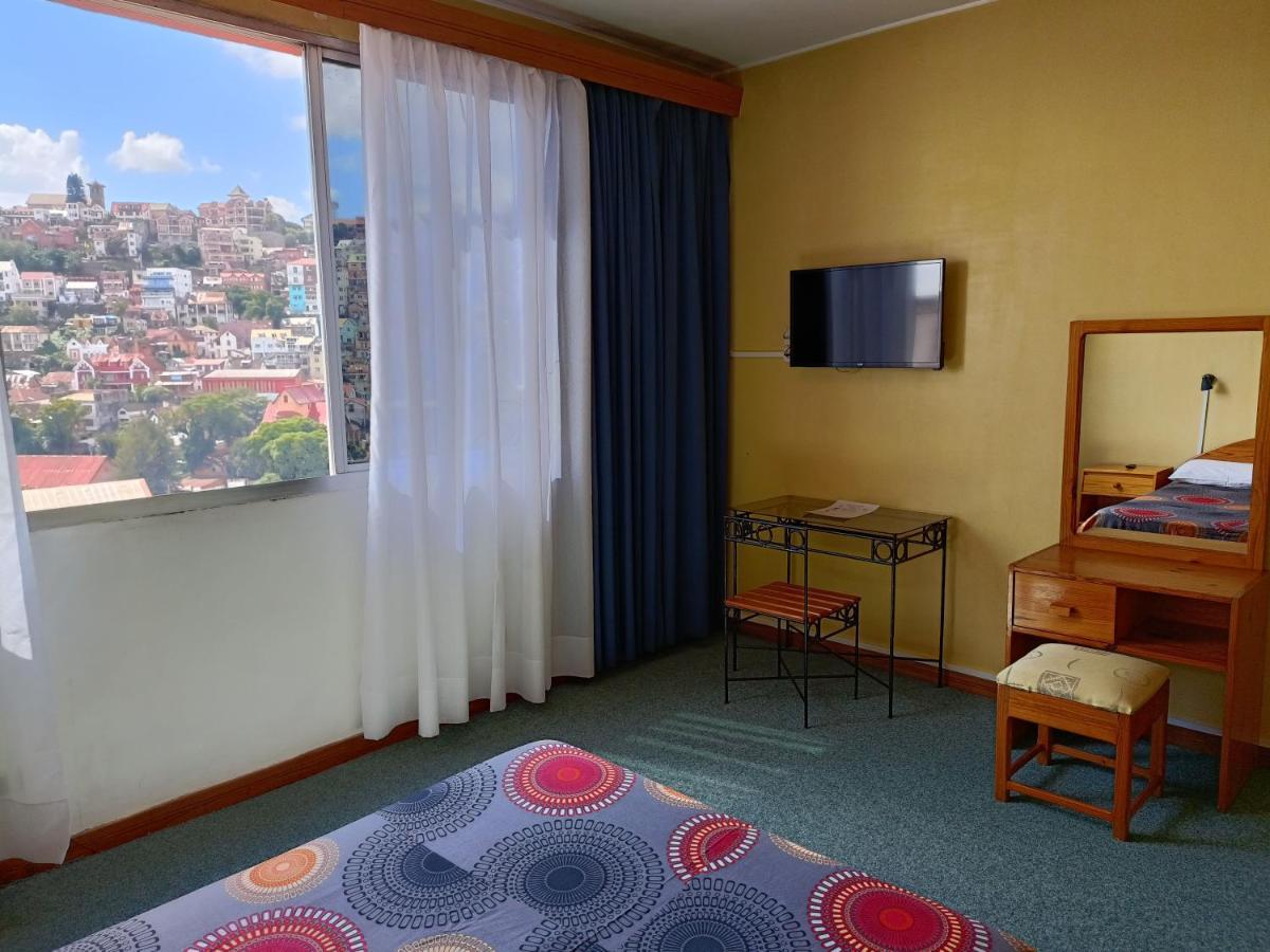 Aina Hotel Ανταναναρίβο Εξωτερικό φωτογραφία