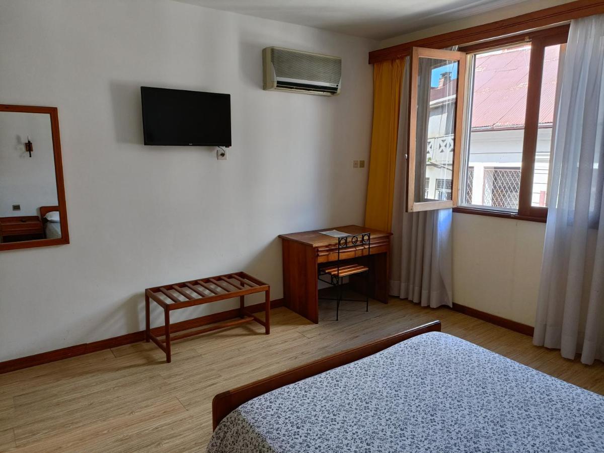Aina Hotel Ανταναναρίβο Εξωτερικό φωτογραφία