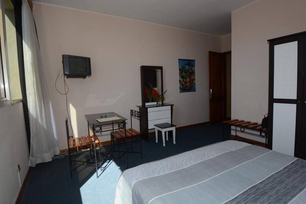 Aina Hotel Ανταναναρίβο Εξωτερικό φωτογραφία
